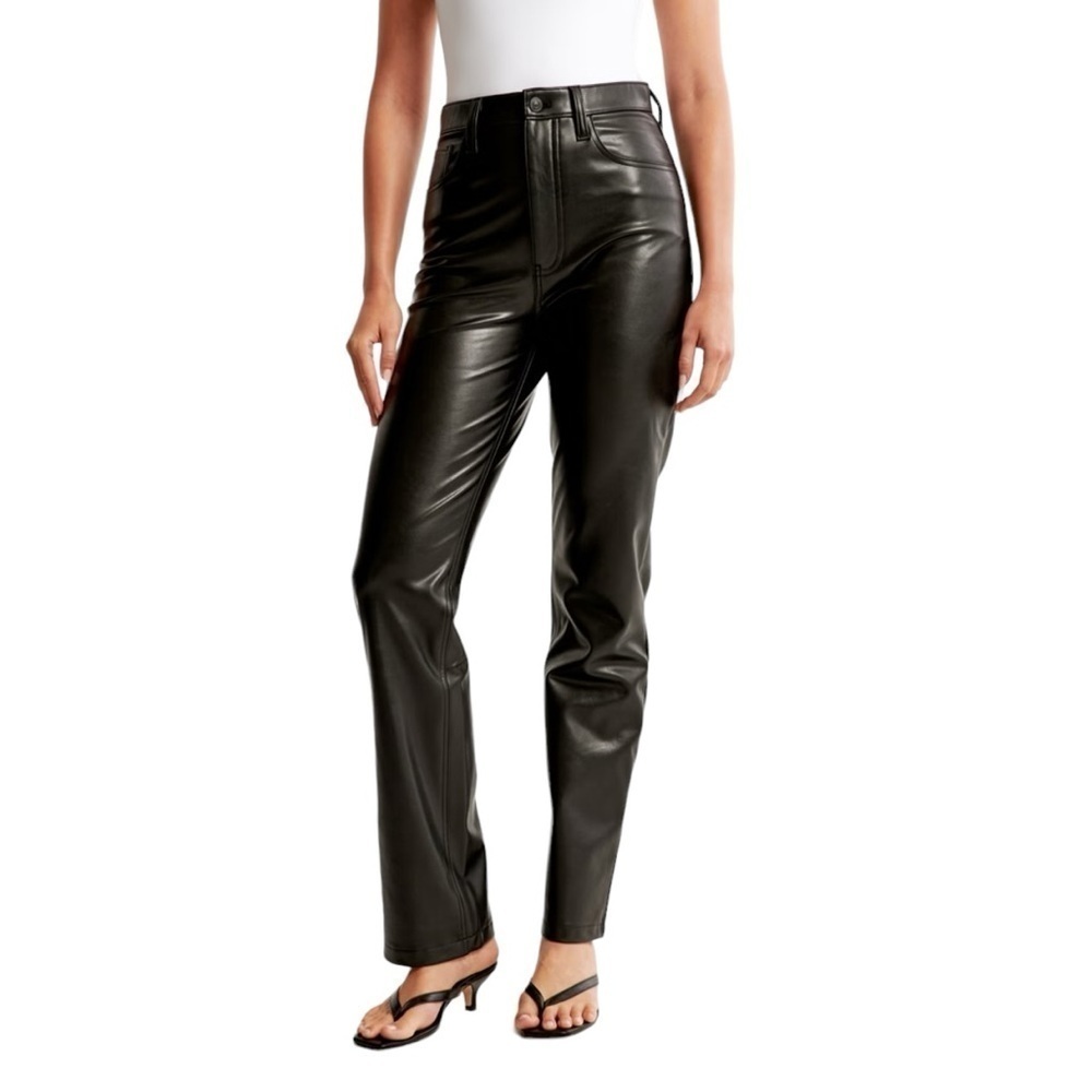 ABERCROMBIE & FITCH The '90s Straight Ultra‎ High Rise Faux Leather Pants